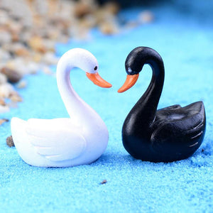 2Pcs Swan Garden Ornament Miniature Figurine Plant Pot Fairy Garden Decor White Black